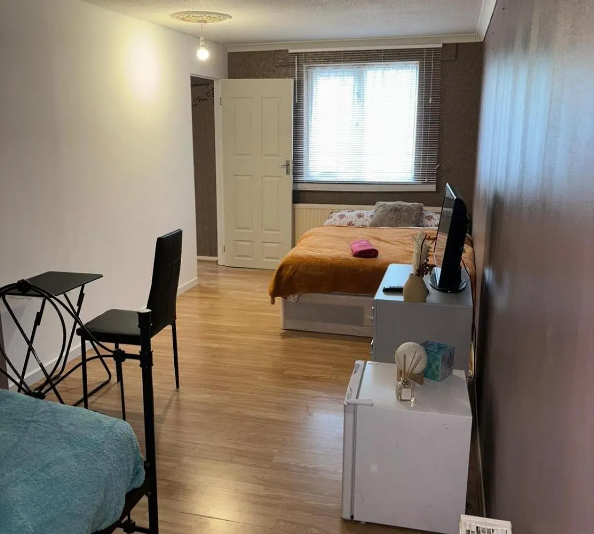 Sariyu Space Barking Barking  0*, Barking (Greater London) United Kingdom